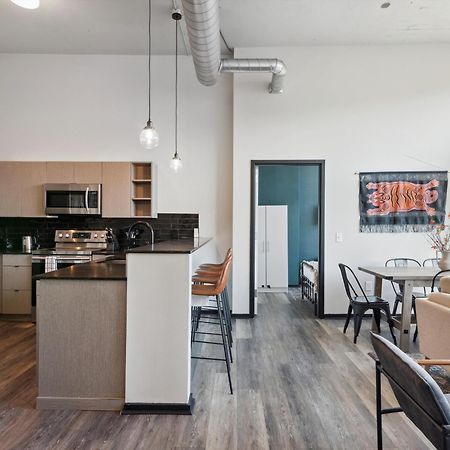 Large 3Br Apts & Studios, Free Parking, Gym, Game Room Philadelphia Exterior photo