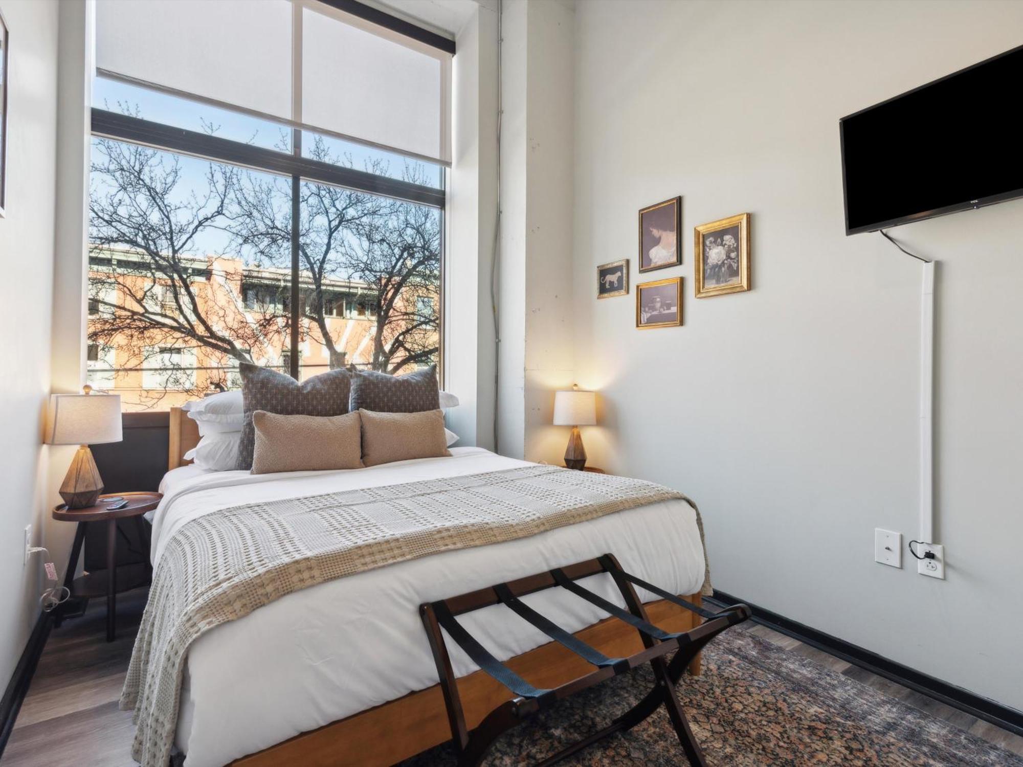 Large 3Br Apts & Studios, Free Parking, Gym, Game Room Philadelphia Exterior photo