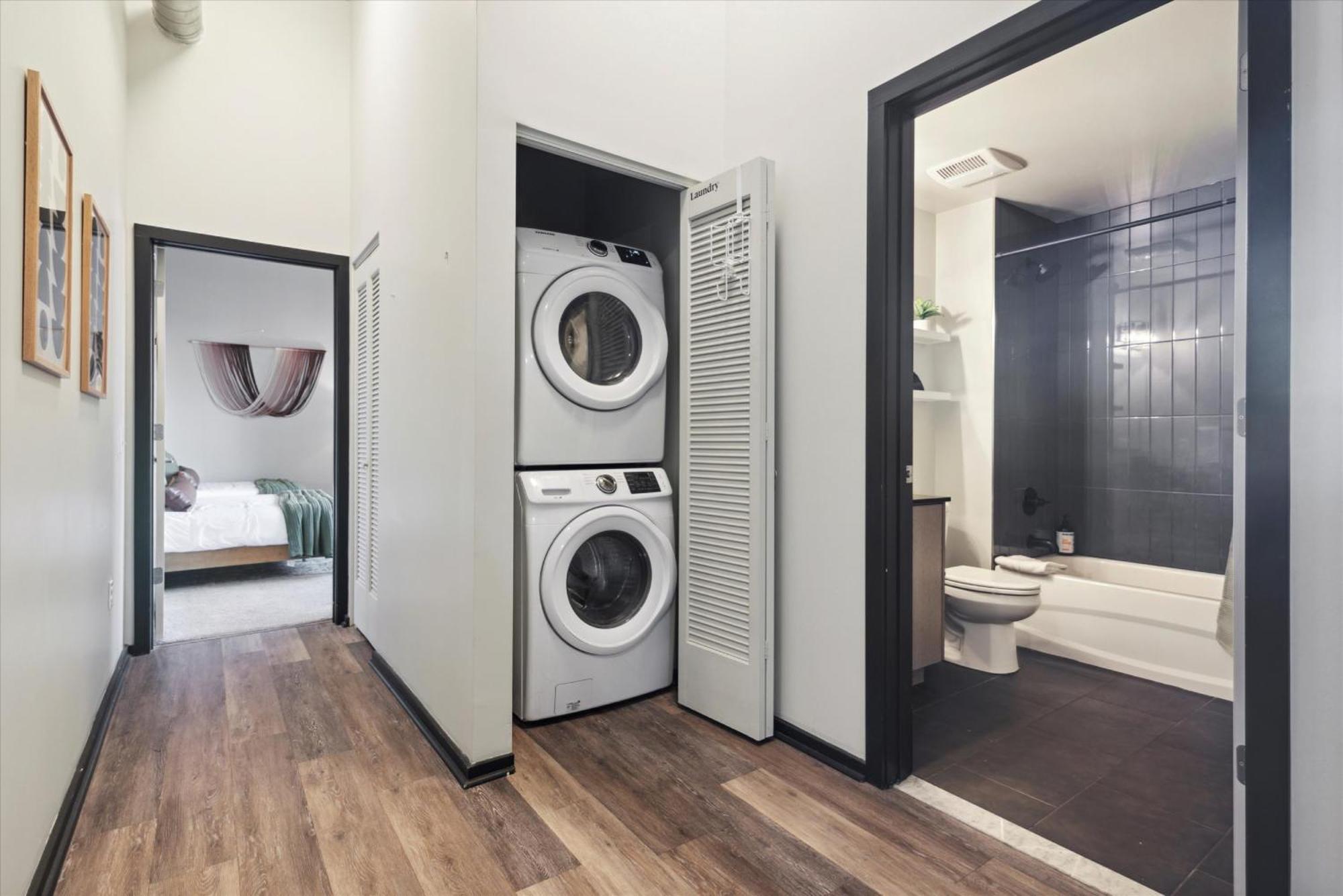 Large 3Br Apts & Studios, Free Parking, Gym, Game Room Philadelphia Exterior photo