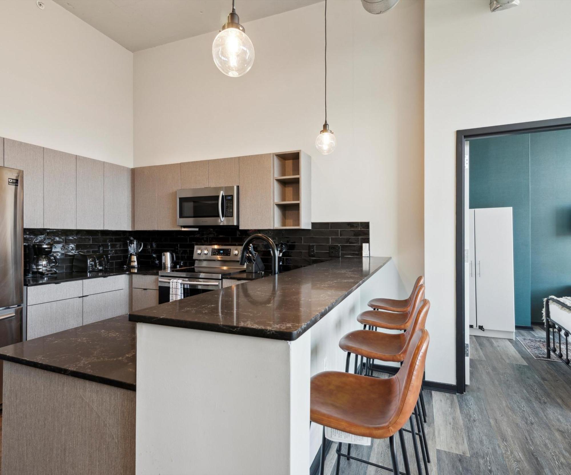 Large 3Br Apts & Studios, Free Parking, Gym, Game Room Philadelphia Exterior photo