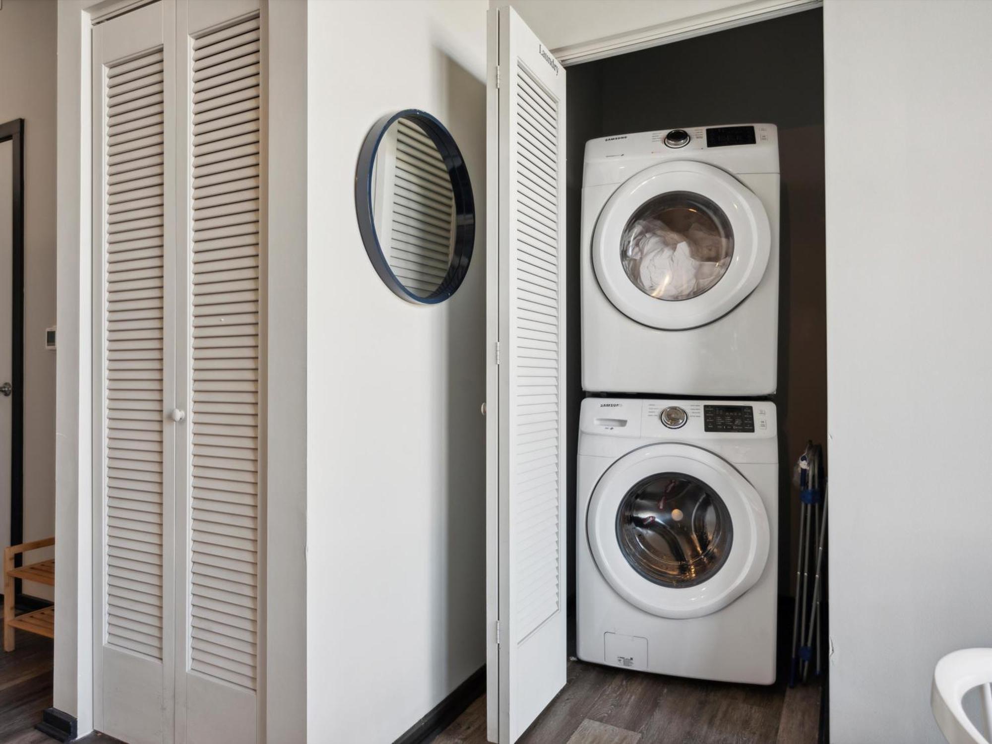 Large 3Br Apts & Studios, Free Parking, Gym, Game Room Philadelphia Room photo
